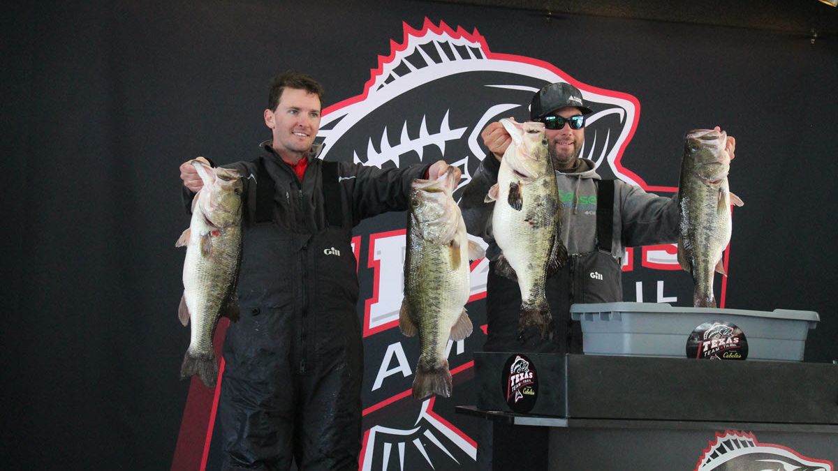 ILES & SHOOK SHAKE UP RAYBURN WITH MASSIVE SACK